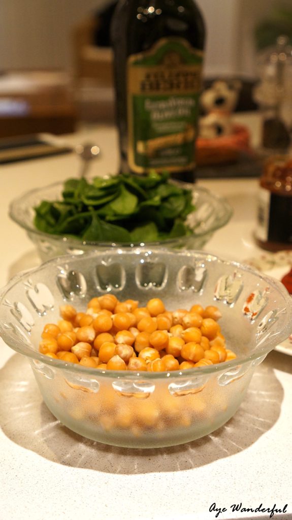 Moroccan-style Chickpea and Spinach soup