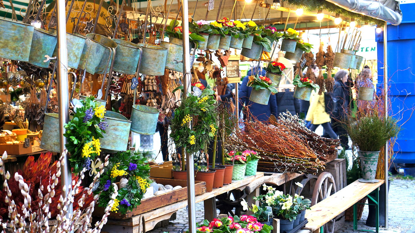 Flowers stalls at Viktualienmarkt Munich