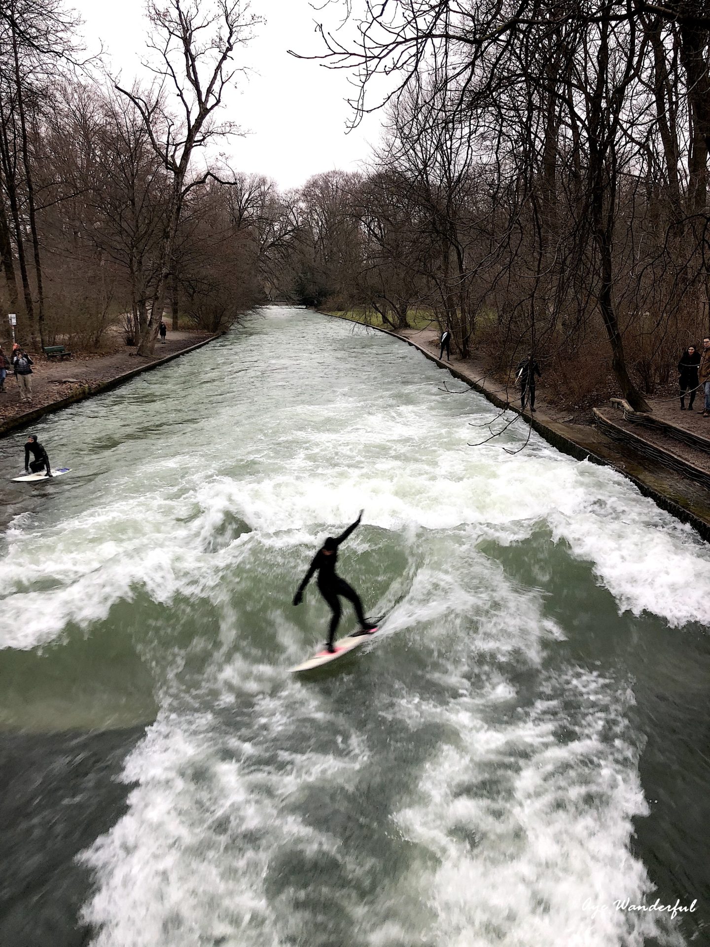 River Surfing Eisbach Munich