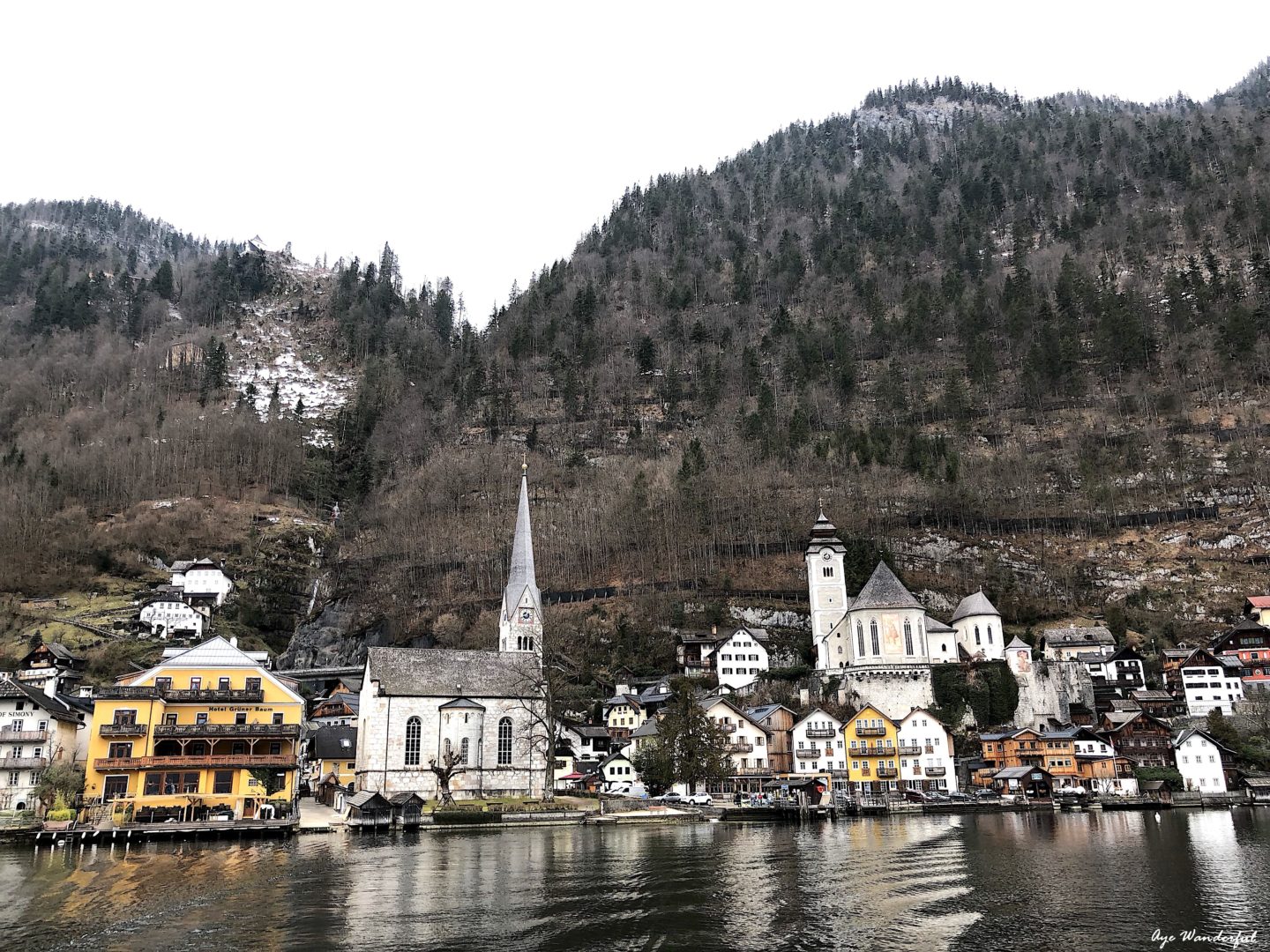 Ferry lakeview Hallstatt Austria